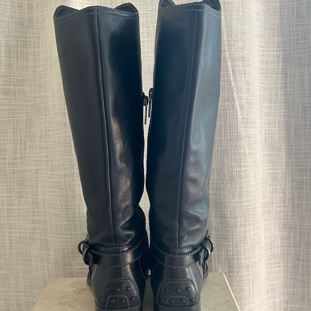 Tod's Black Leather Riding Boot - Picture 8 of 9